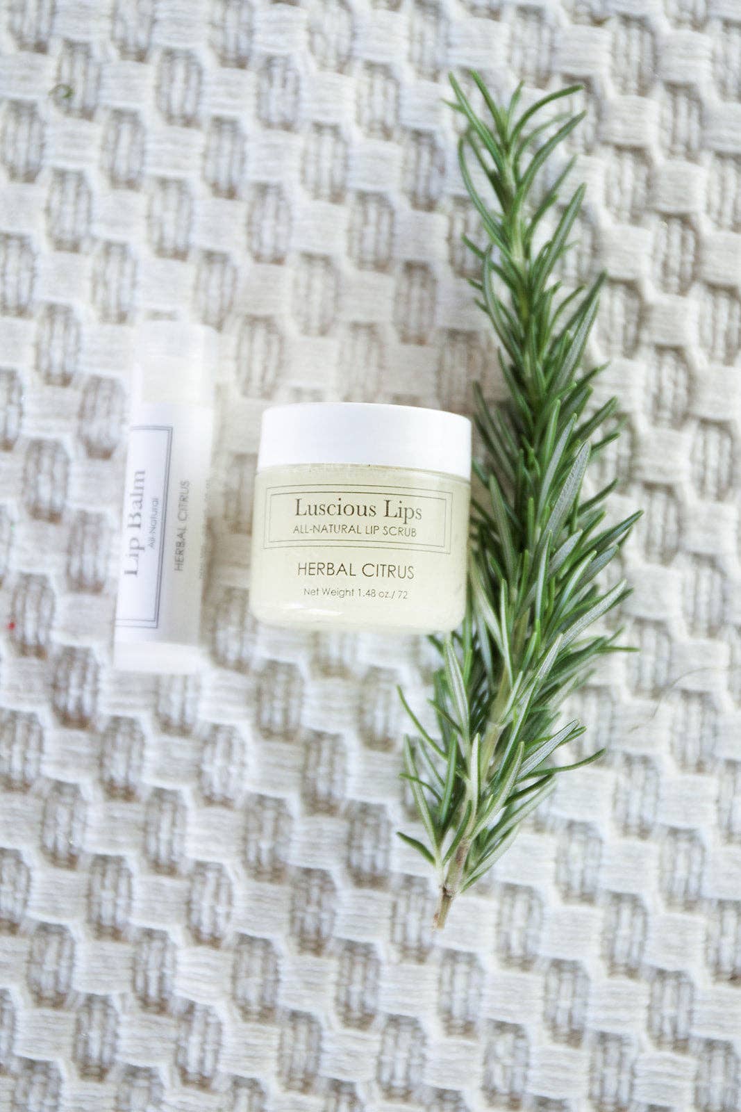 Luscious Lips Exfoliating Scrub