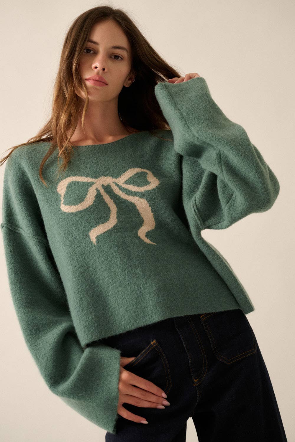 Solid Contrasting Ribbon-Bow Knit Sweater