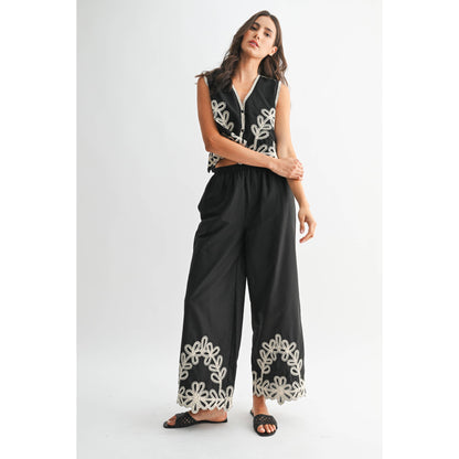 EMBROIDERED TOP AND PANTS SET