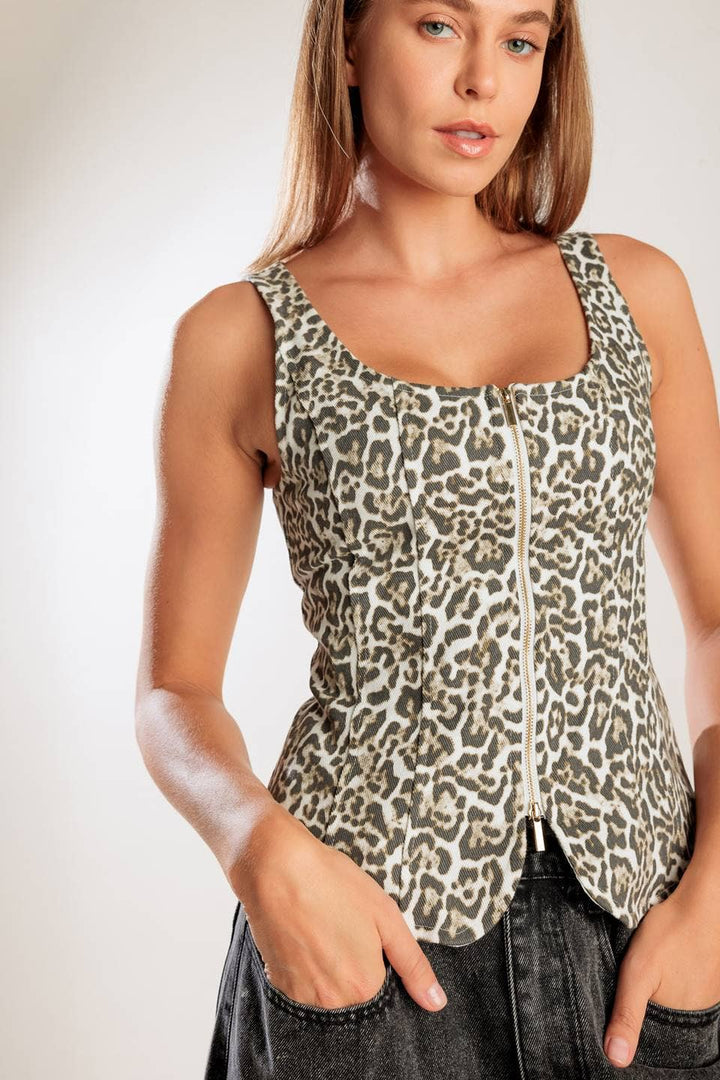 Leopard print woven vest