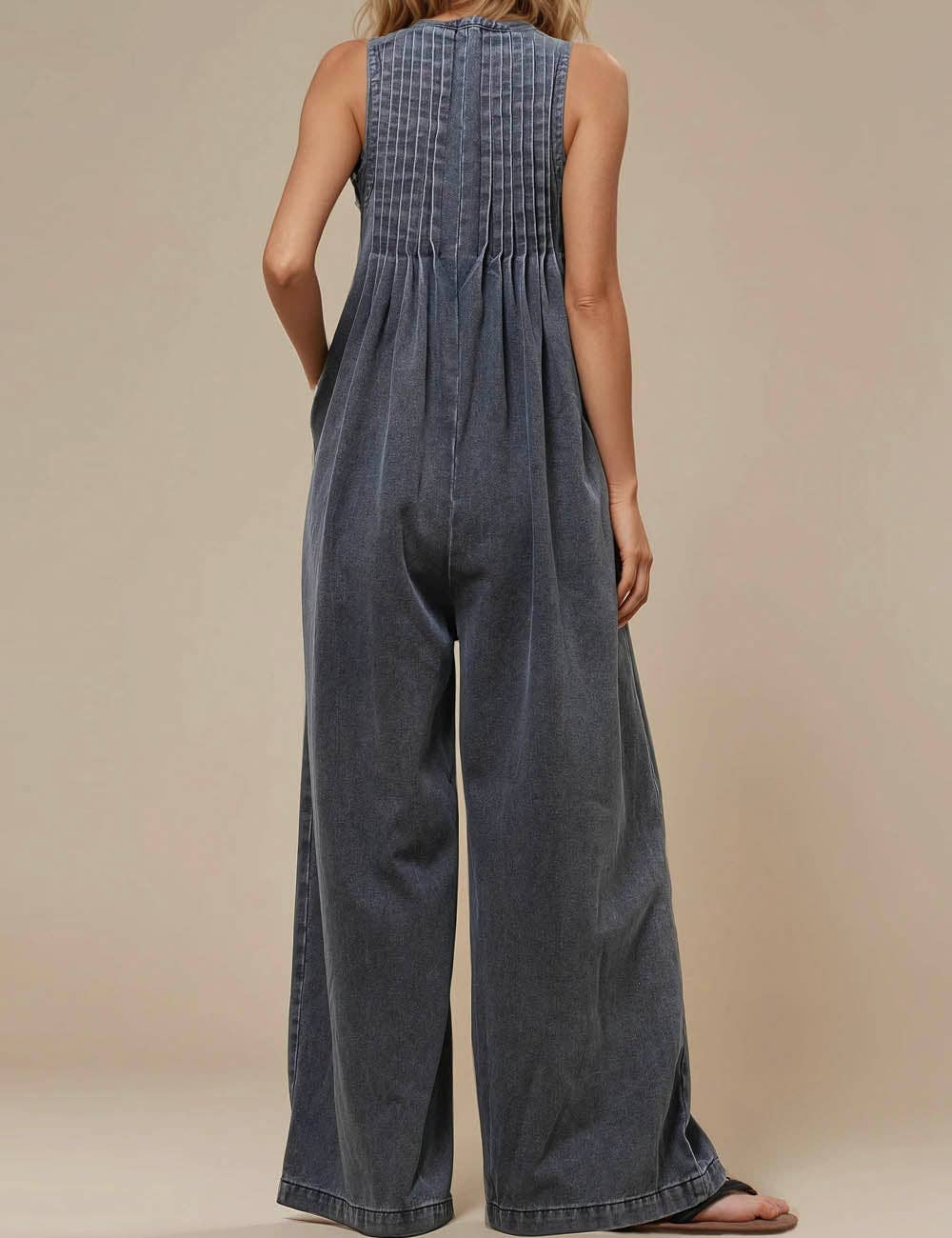 V-Neck Sleeveless String Tie Jumpsuit