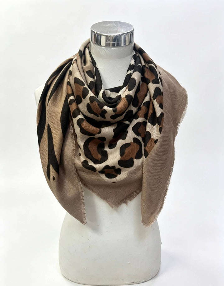 Woolen Leopard Scarf