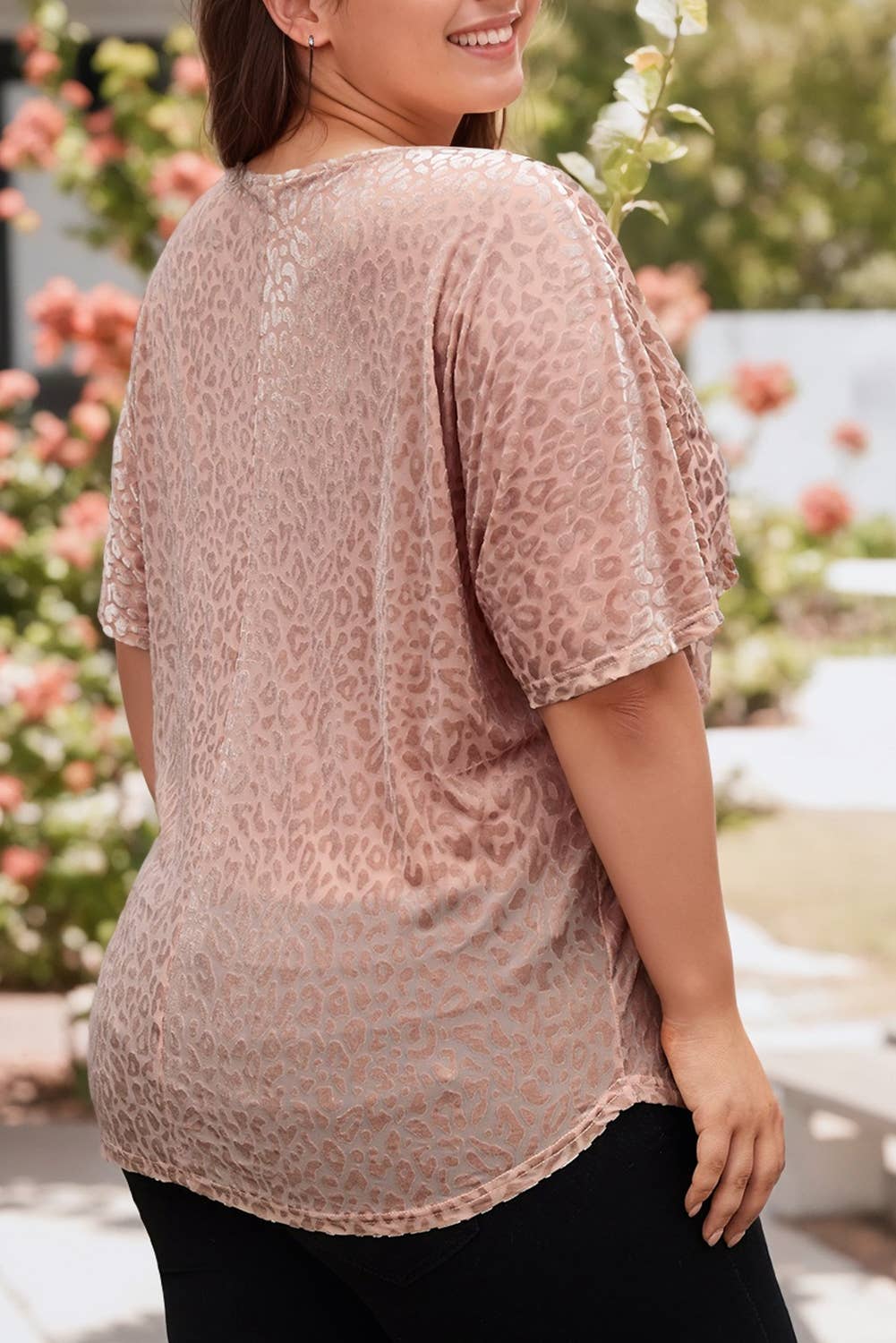 Khaki Leopard Print Round Neck Plus Size T-shirt