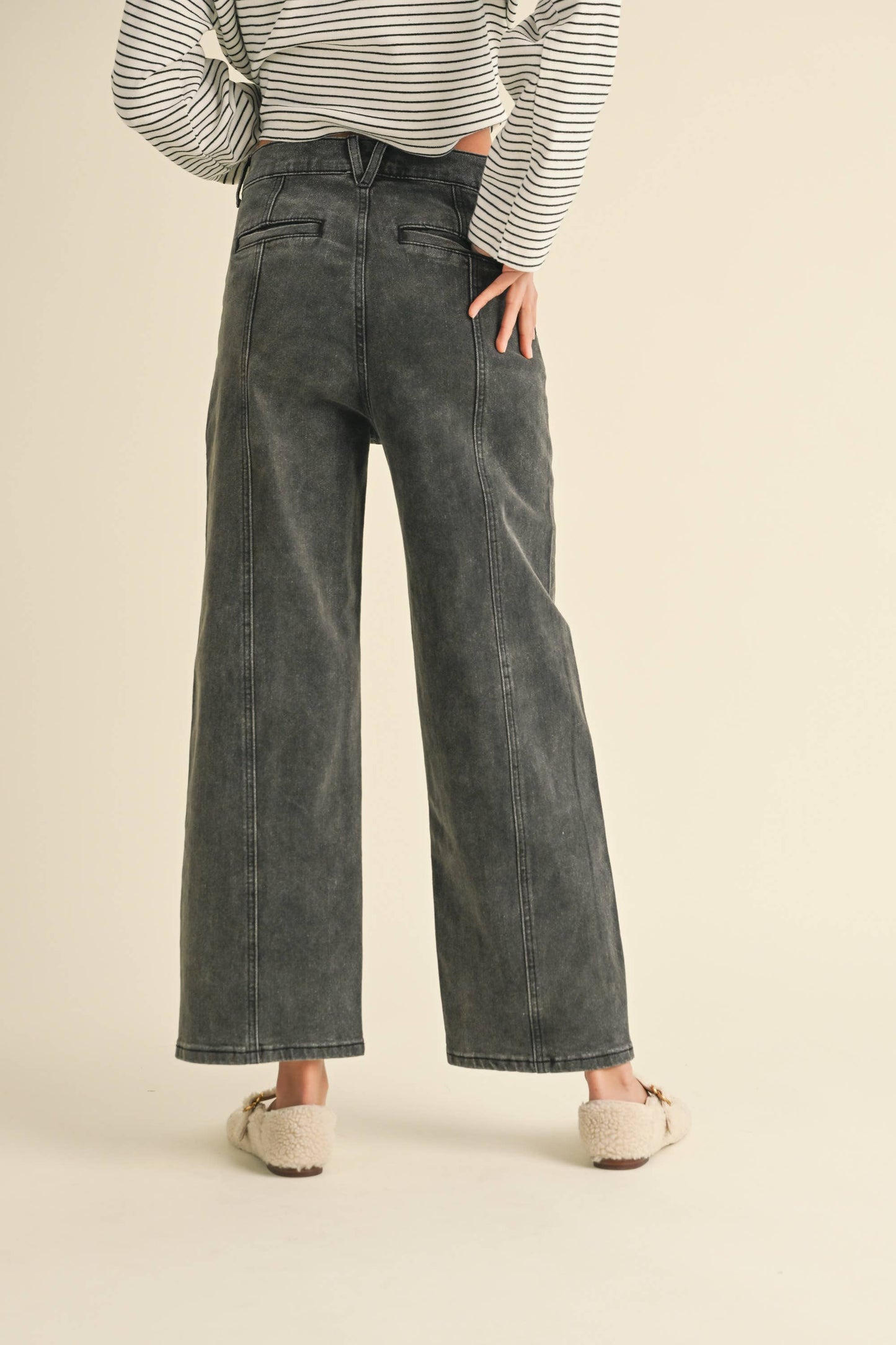 PANELED STRETCH PANTS