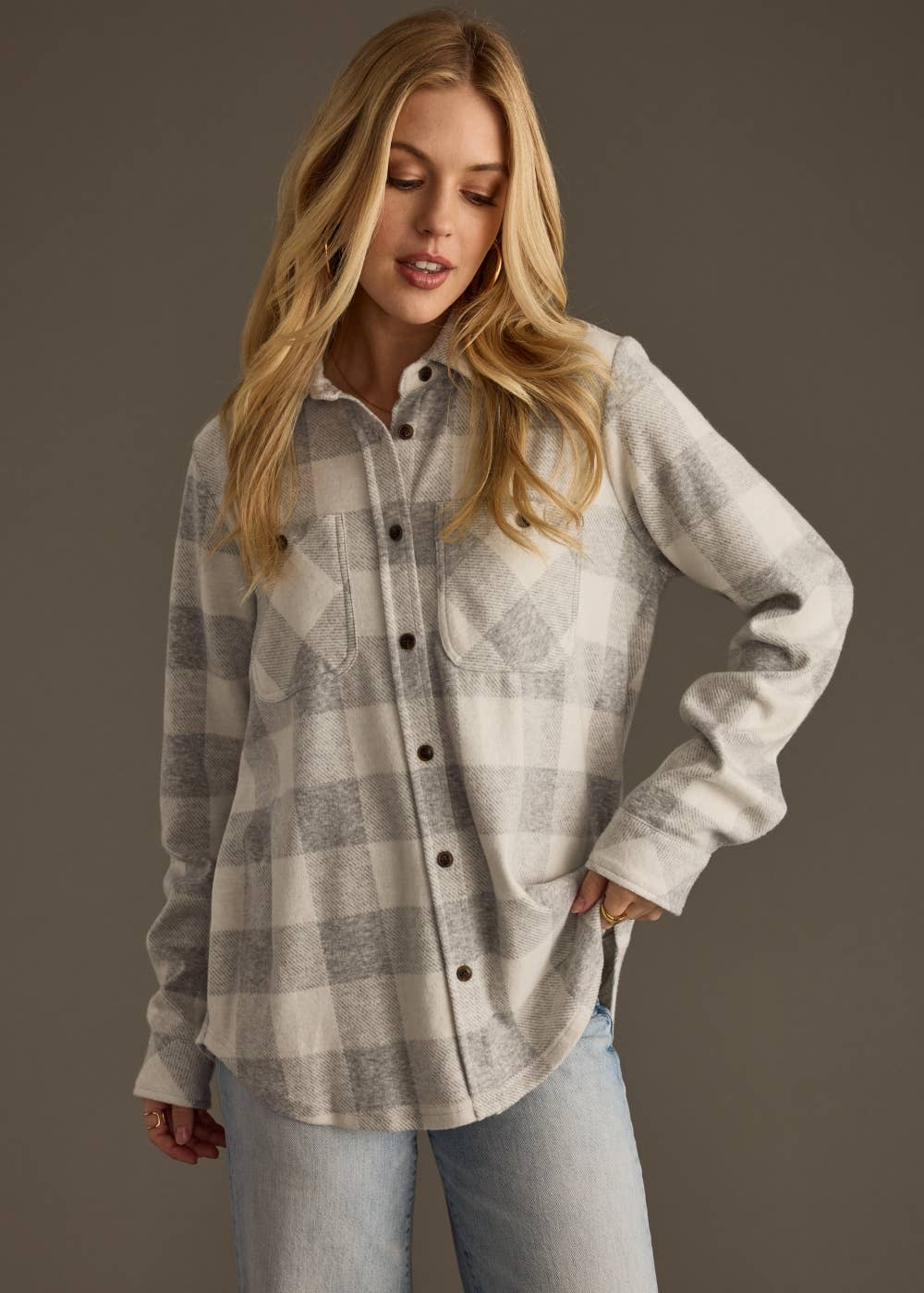 Super Soft Plaid Button-Up – Light Gray & White