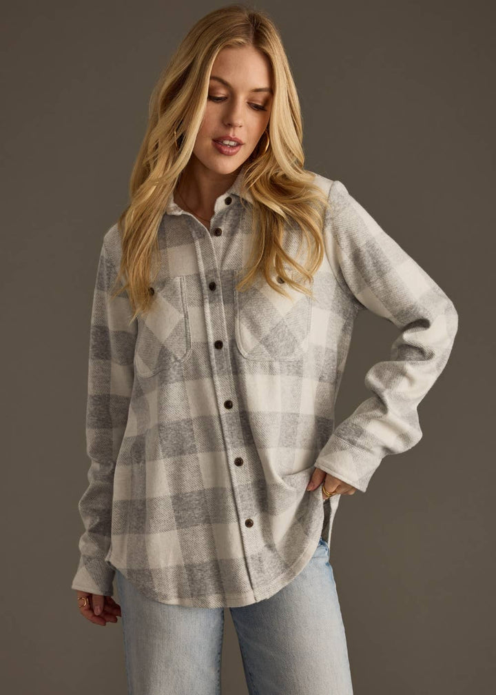 Super Soft Plaid Button-Up – Light Gray & White