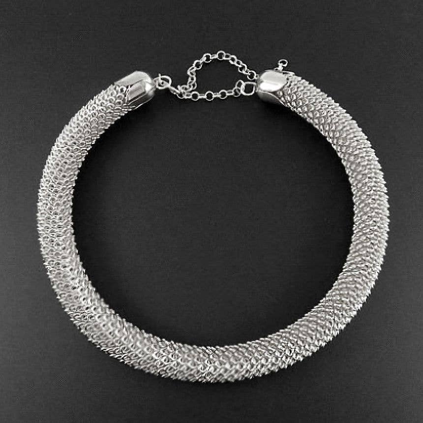 Textured Chain Choker Necklace