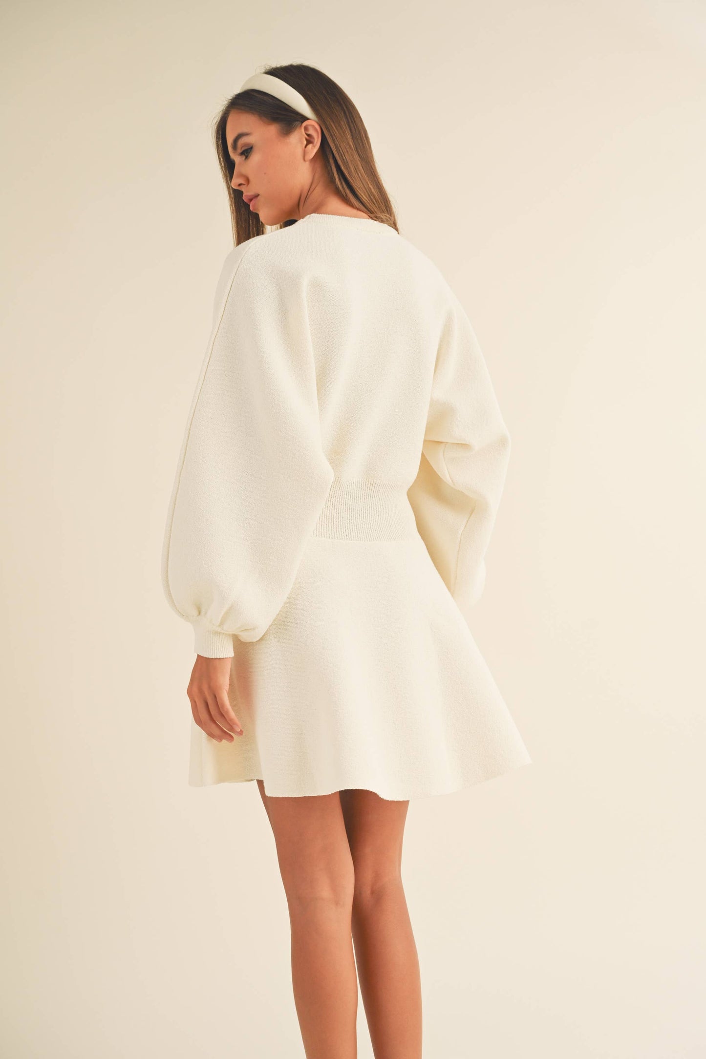 BALLON SLEEVE SWEATER DRESS