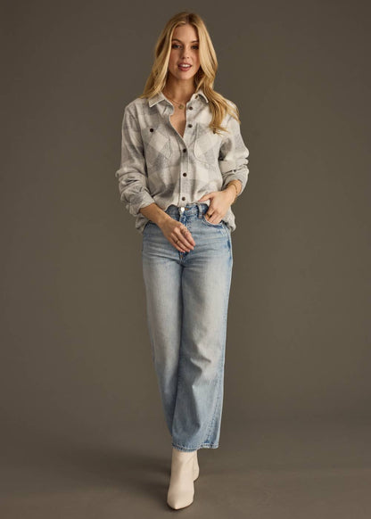 Super Soft Plaid Button-Up – Light Gray & White