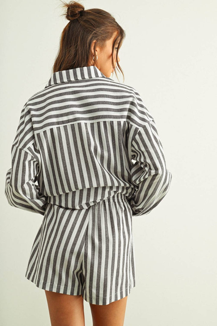 STRIPED LINEN SHORTS