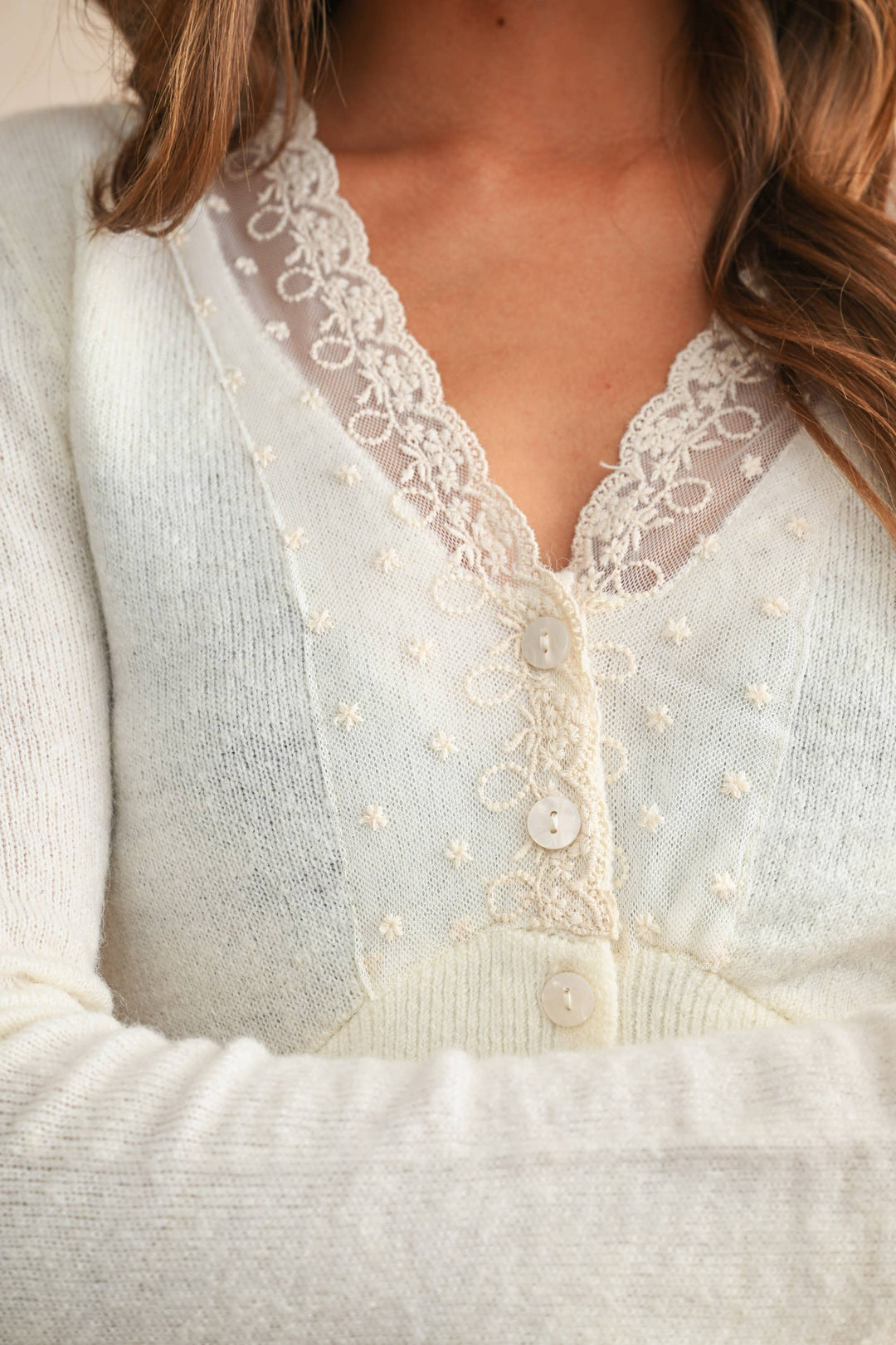 KNITTED CARDIGAN WITH LACE DETAIL