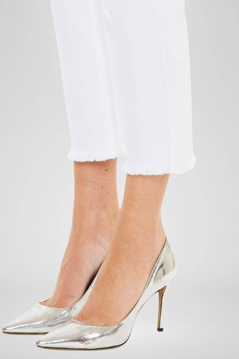 WHITE CROPPED JEAN WITH FRAYED HEM