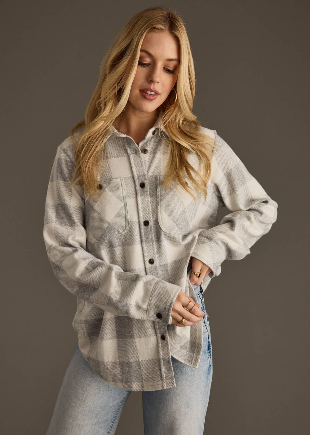 Super Soft Plaid Button-Up – Light Gray & White