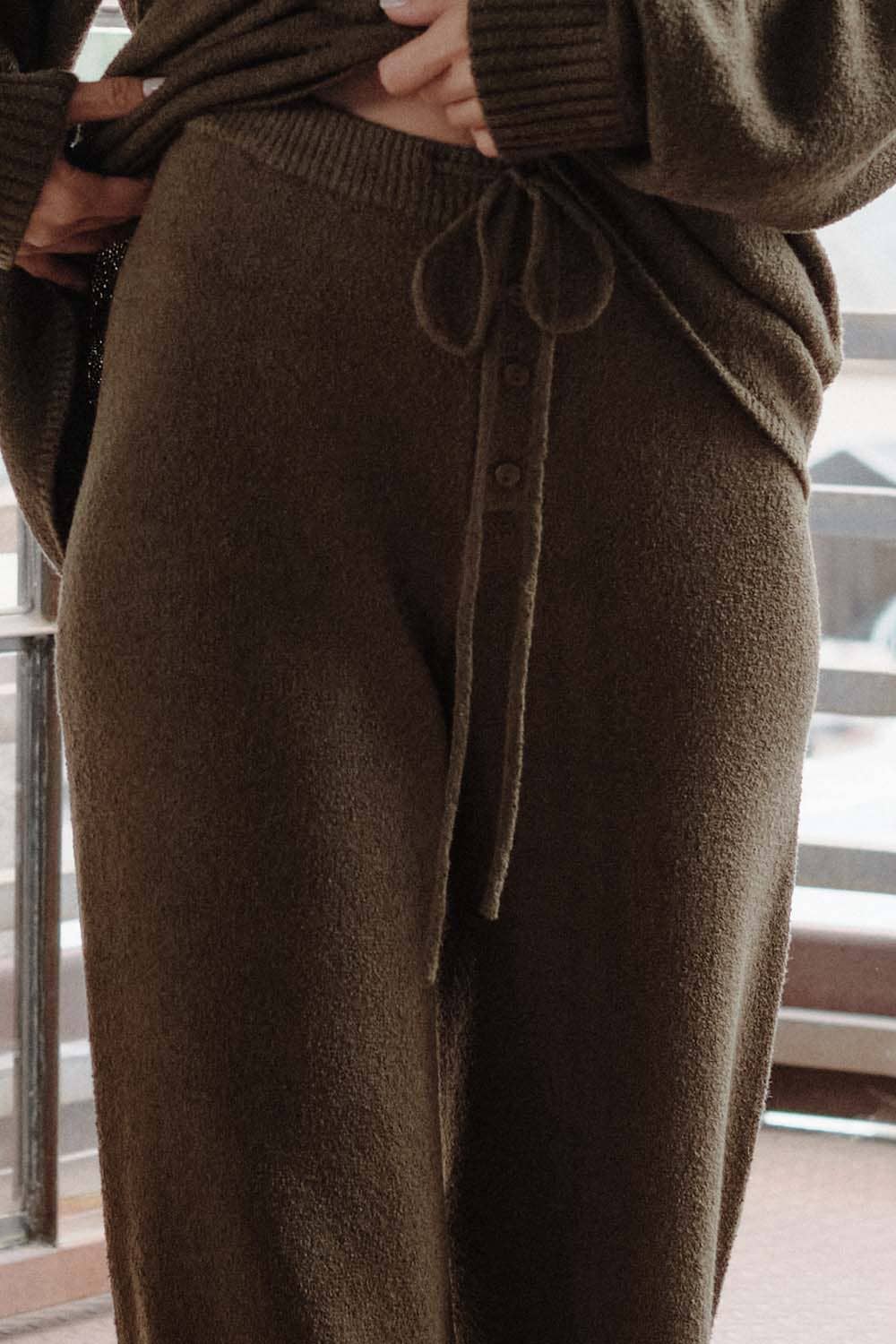 Textured Knit Split-Hem Drawstring Sweater Pants