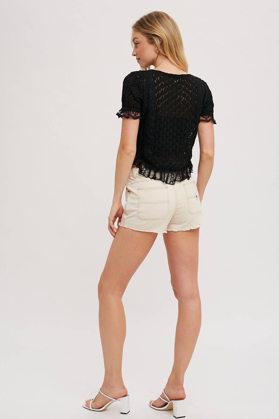 CROCHET RUFFLE HEM KNIT TOP