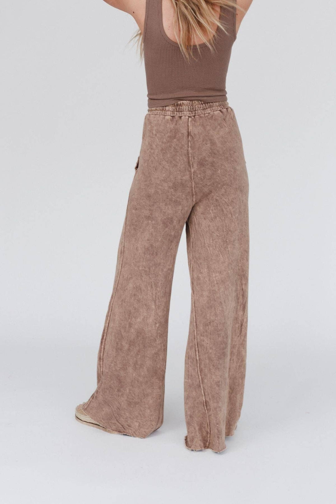 Relaxed Wide Leg Pant